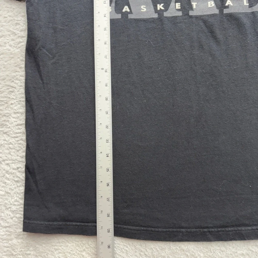 Champion St Josephs Basketball Graphic T-Shirt Mens XL Black Vintage 100% Cotton - Picture 5 of 8